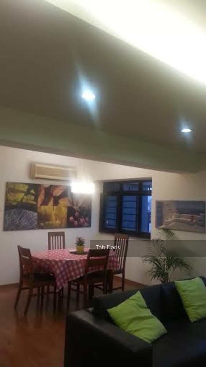 Cantonment Close thumbnail photo